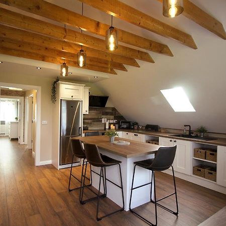 Connemara Luxury Apartment Kinvara Esterno foto